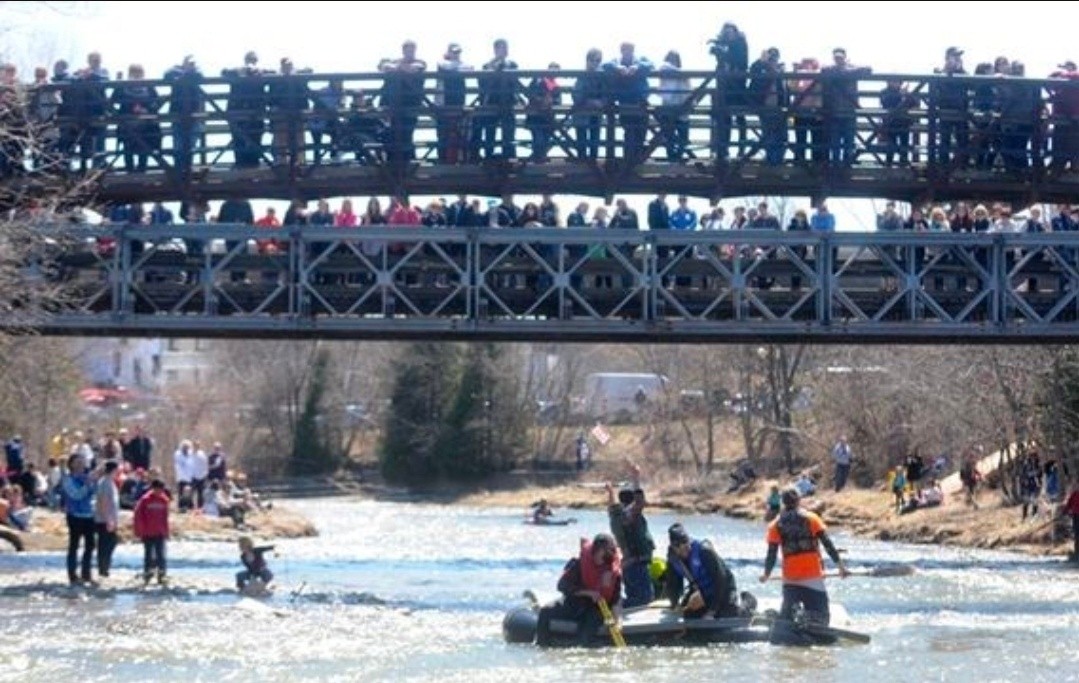 Float Your Fanny Down the Ganny